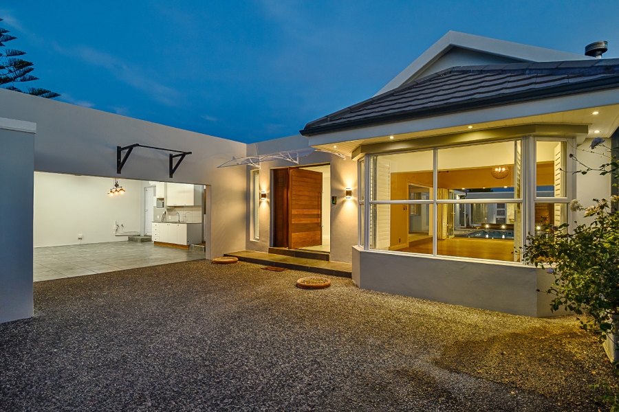 5 Bedroom Property for Sale in Southfield Western Cape